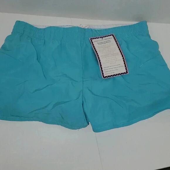 JADELYNN BROOKE Sport Shorts Women’s Size Small NWT - Picture 1 of 12